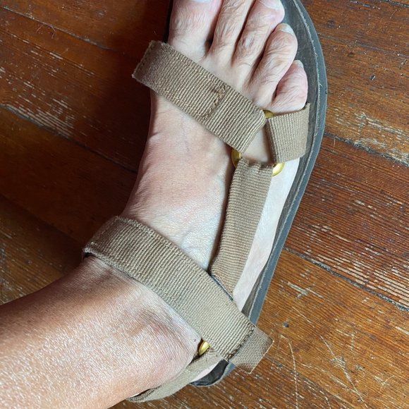 TEVA velcro sandals - Picture 1 of 11